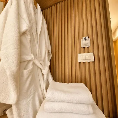 Blue Mill Resort, Sarande ホテル 4*