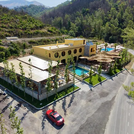 Hotel Blue Mill Resort, Sarande 4*